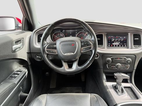 Used 2020 Dodge Charger SXT w/ Leather Interior Group RWD image 23