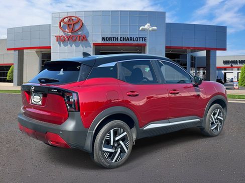 Used 2026 Nissan Kicks SV FWD image 6