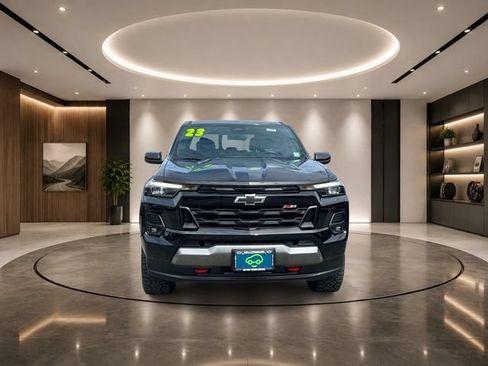 Certified 2023 Chevrolet Colorado Z71 w/ Advanced Trailering Package AWD/4WD image 2