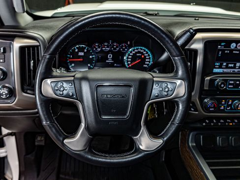 Used 2018 GMC Sierra 3500 Denali w/ Duramax Plus Package image 18