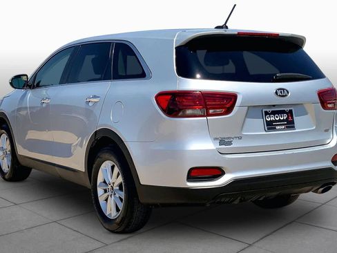 Used 2020 Kia Sorento L FWD image 12
