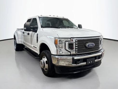 Used 2020 Ford F350 XL w/ STX Appearance Package AWD/4WD image 3