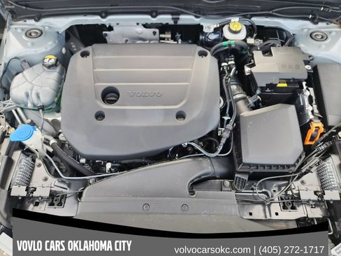 Used 2026 Volvo XC40 B5 Plus w/ Protection Package Premier AWD/4WD image 25