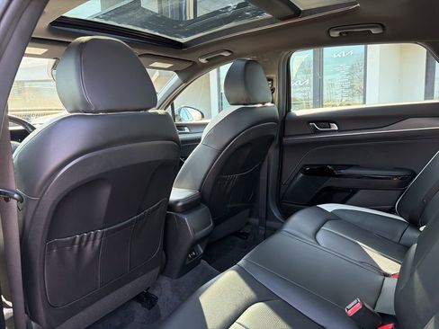Used 2025 Kia K5 GT-Line w/ GT-Line Premium Package image 17