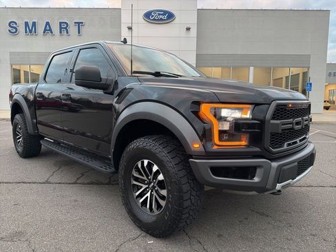 Used 2019 Ford F150 Raptor w/ Equipment Group 801A Mid image 1
