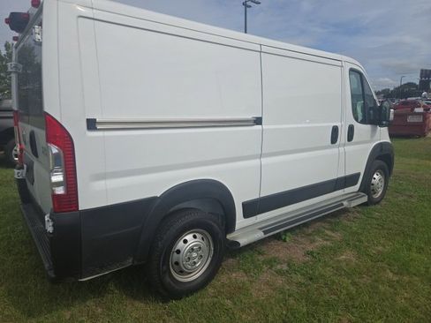Used 2023 RAM ProMaster 2500 image 4