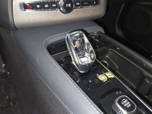 Used 2023 Volvo XC90 B6 Ultimate w/ Protection Package Premier image 20