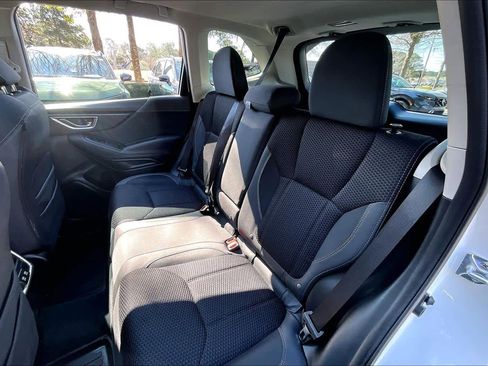 Used 2023 Subaru Forester Premium w/ Popular Package #3 image 20