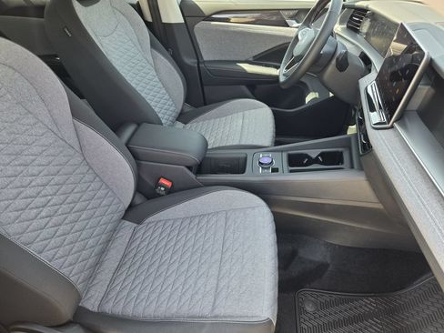 New 2026 Volkswagen Tiguan S FWD image 12