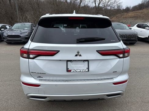 Used 2024 Mitsubishi Outlander SEL image 4