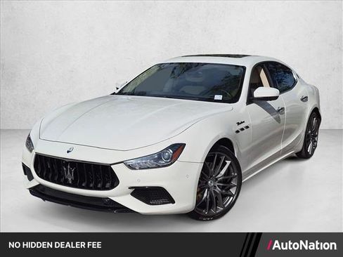 Used 2022 Maserati Ghibli Modena RWD image 1