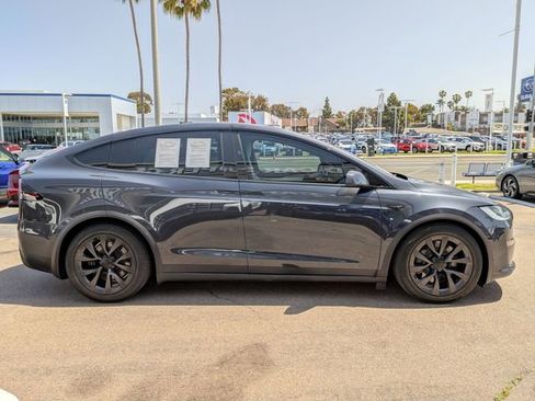 Used 2024 Tesla Model X AWD/4WD image 5