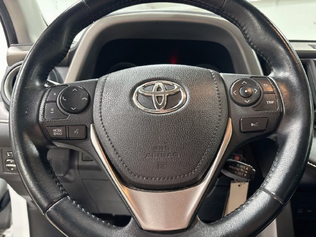 Used 2017 Toyota RAV4 XLE w/ Carpet Mat Package AWD/4WD image 12