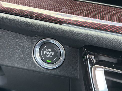 New 2026 Chevrolet Traverse RS w/ LPO, Floor Liner Package image 9