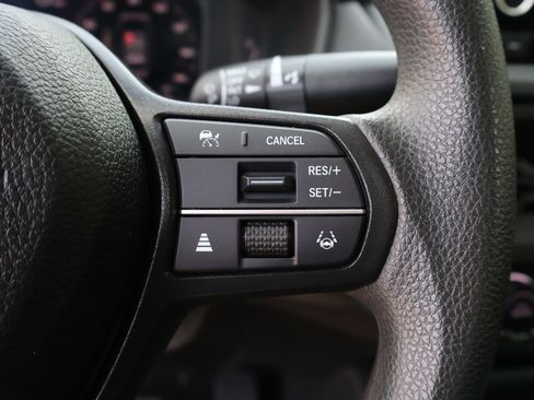 Used 2025 Honda Accord LX image 39