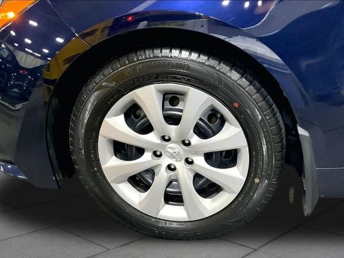 Used 2023 Toyota Corolla LE FWD image 11