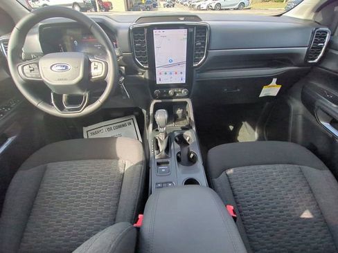 Used 2025 Ford Ranger XLT w/ Technology Package RWD image 15