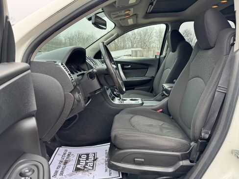 Used 2012 GMC Acadia SLE image 15