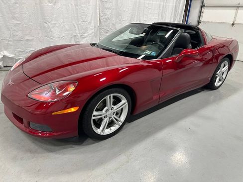 Used 2008 Chevrolet Corvette Coupe RWD image 3