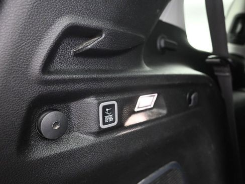 Used 2021 Jeep Grand Cherokee L Limited AWD/4WD image 12