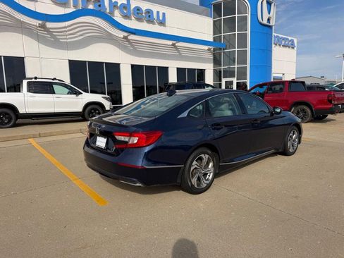 Certified 2020 Honda Accord EX-L image 2