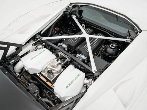 Used 2022 Lamborghini Huracan STO image 25