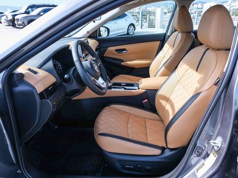 Used 2023 Nissan Sentra SV w/ SV Premium Package FWD image 20