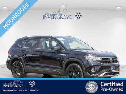 Certified 2023 Volkswagen Taos SE w/ Panoramic Sunroof Package