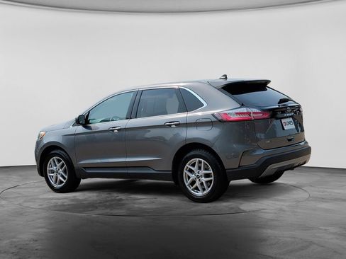 Used 2024 Ford Edge SEL AWD/4WD image 5