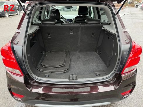 Used 2021 Chevrolet Trax LT image 19