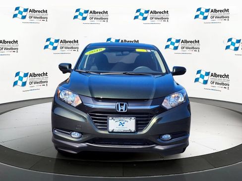 Used 2018 Honda HR-V EX image 8