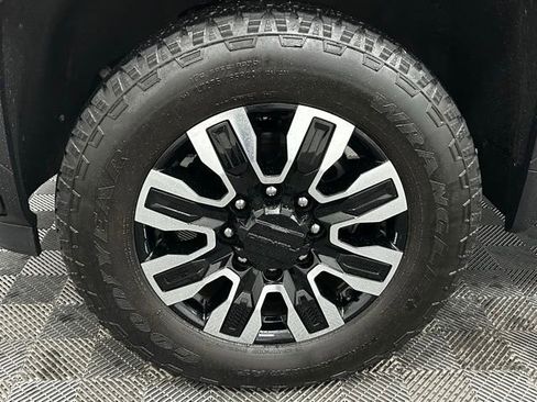 Used 2025 GMC Sierra 2500 Denali Ultimate image 23