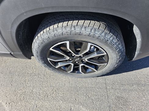 Used 2024 Chevrolet TrailBlazer ACTIV w/ Convenience Package image 9