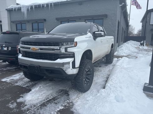 Used 2021 Chevrolet Silverado 1500 LT image 19