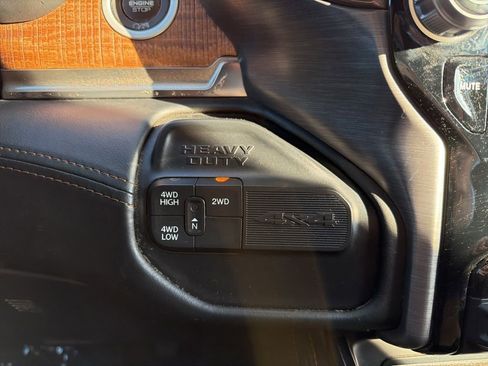 Used 2019 RAM 3500 Limited image 32