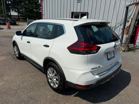Used 2018 Nissan Rogue S FWD image 7