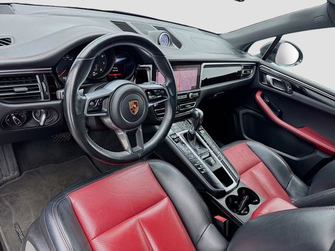 Used 2020 Porsche Macan AWD/4WD image 7