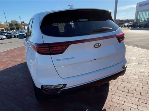 Used 2020 Kia Sportage LX image 8