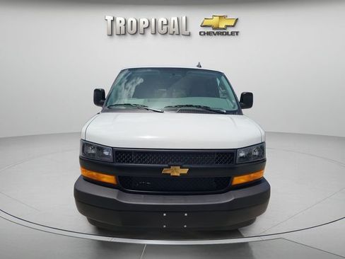 New 2026 Chevrolet Express 3500 LS RWD image 8