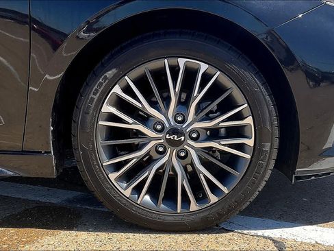 Certified 2022 Kia Forte GT-Line image 8