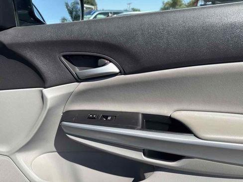Used 2008 Honda Accord EX image 19