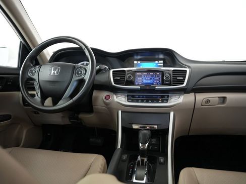 Used 2015 Honda Accord EX-L image 10