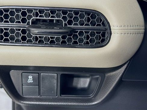 Certified 2023 Honda HR-V LX image 11