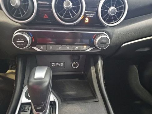 Certified 2022 Nissan Sentra SR w/ Electronics Package image 11