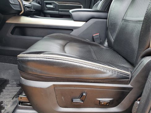 Used 2020 RAM 2500 Laramie image 25