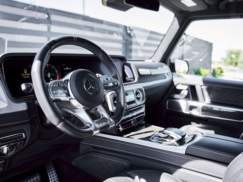 Used 2024 Mercedes-Benz G 63 AMG 4MATIC image 2
