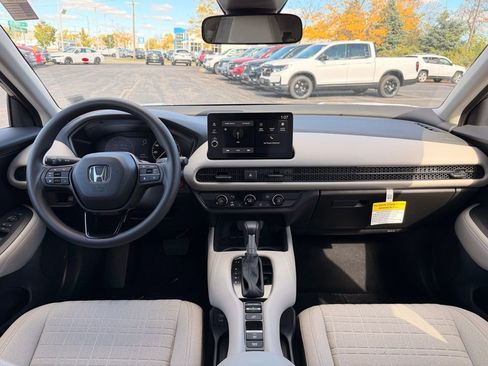 Used 2026 Honda HR-V LX image 5