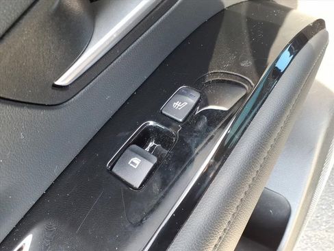 Certified 2022 Hyundai Tucson Limited image 8