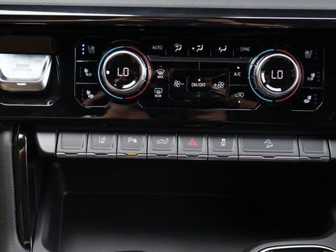 New 2026 GMC Sierra 2500 AT4 w/ LPO, Black Badging Package AWD/4WD image 13