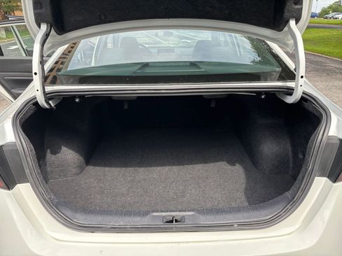 Used 2025 Nissan Altima 2.5 SV FWD image 26